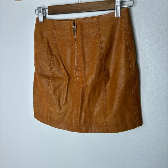 Free People Faux Leather Skirt 0 - Picture 3 of 5